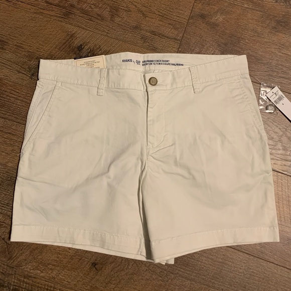 GAP Factory Pants - Gap The Girlfriend 5” Short
